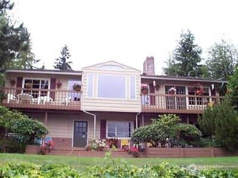 Photo of 1927 Greendale Drive SW, Lakewood, WA 98498 (MLS # 2497437)