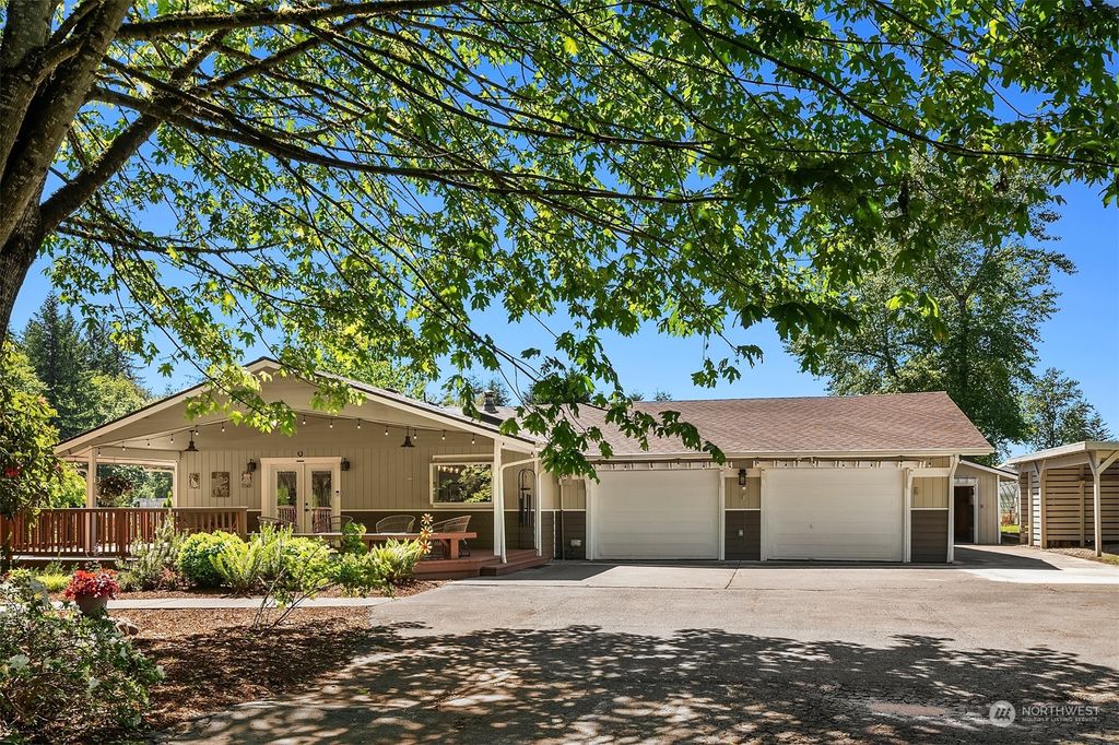 Photo of 22305 284th Avenue SE, Maple Valley, WA 98038 (MLS # 2248996)