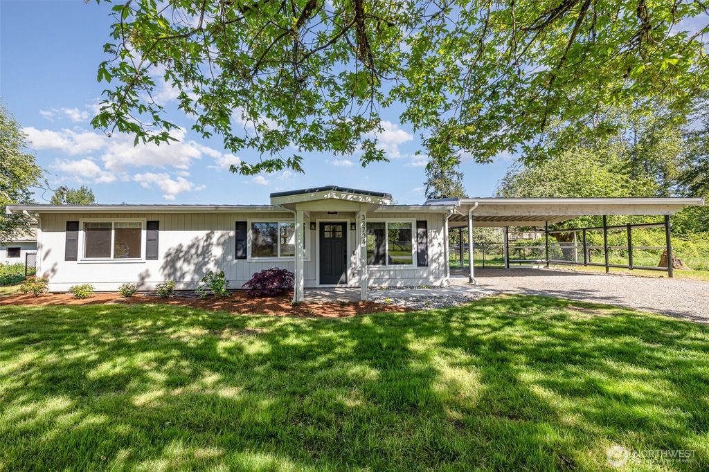 Photo of 33704 141st Place SE, Auburn, WA 98092 (MLS # 2369937)