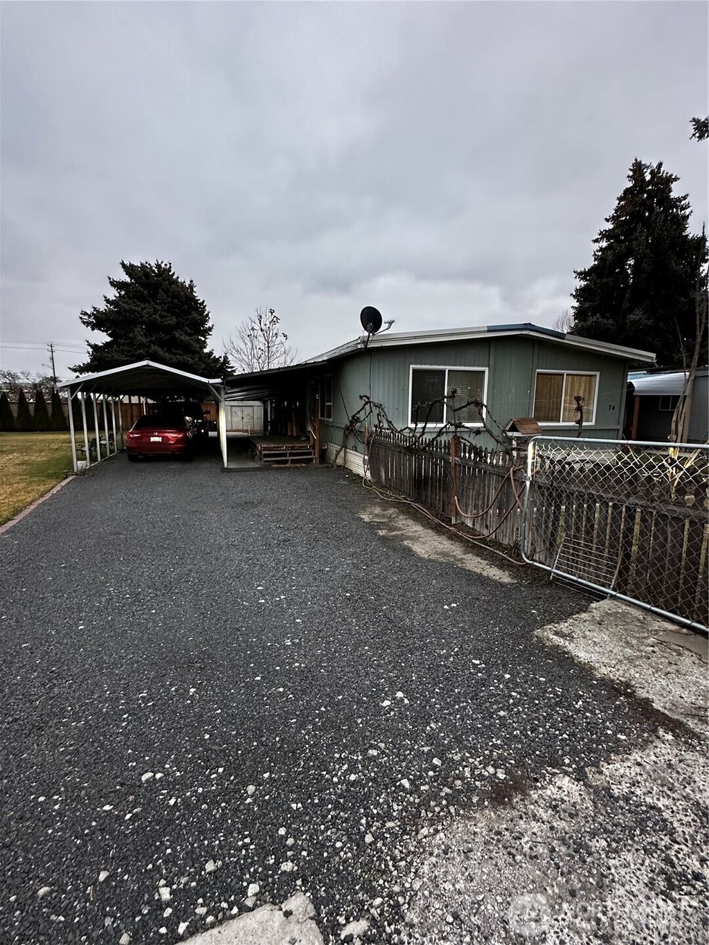 Photo of 3131 W Wapato Drive #74, Moses Lake, WA 98837 (MLS # 2470972)