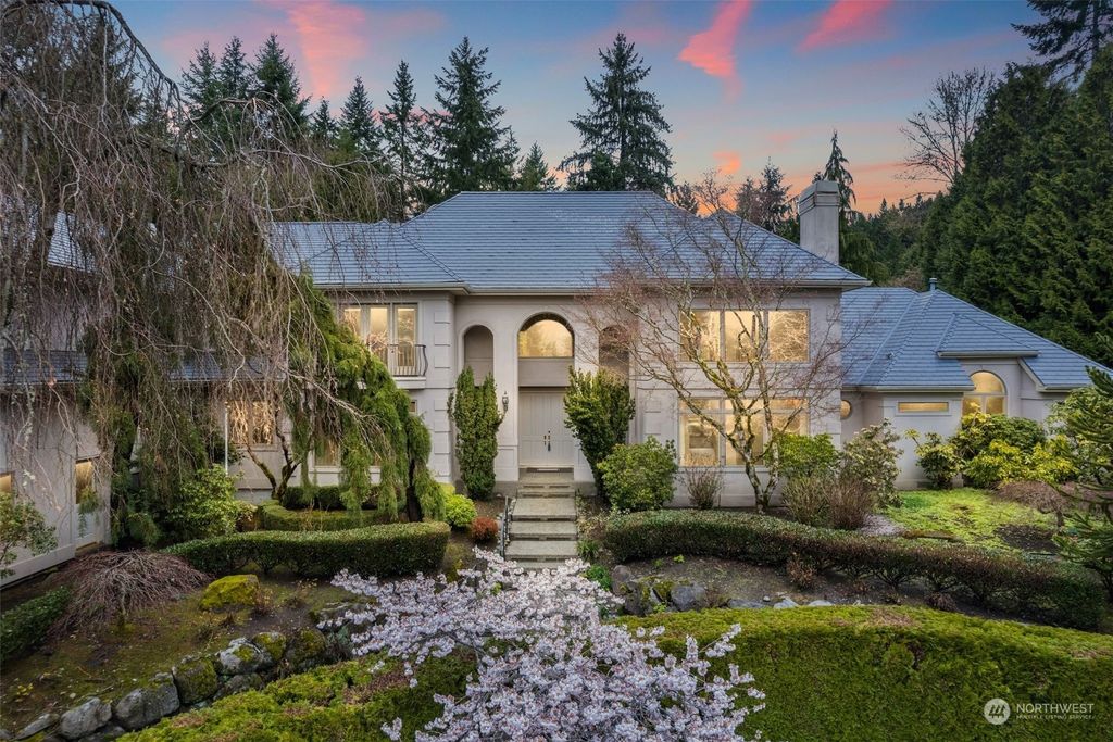 Photo of 18212 190th Place NE, Woodinville, WA 98077 (MLS # 2216710)