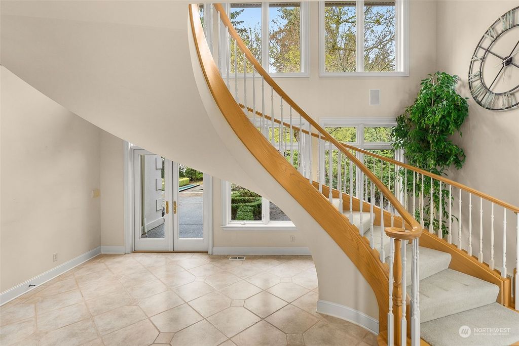 Photo of 18212 190th Place NE, Woodinville, WA 98077 (MLS # 2216710)