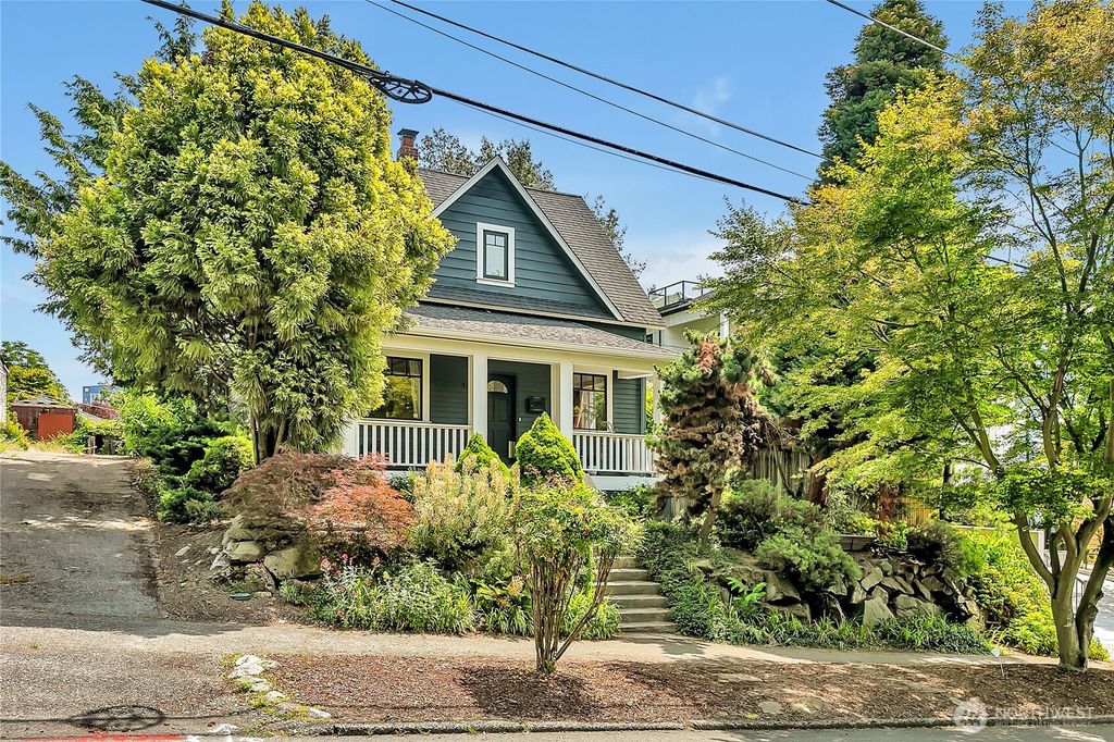 Photo of 4222 Latona Avenue NE, Seattle, WA 98105 (MLS # 2398535)