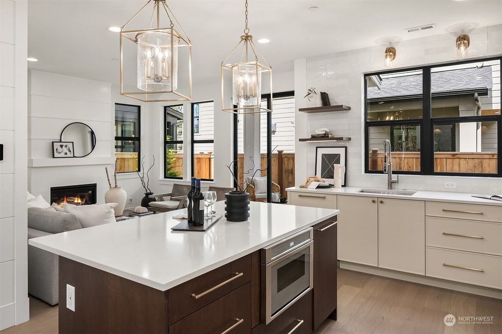 Photo of 11628 NE 75th Place #3, Kirkland, WA 98033 (MLS # 2234705)