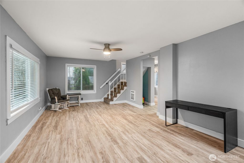 Photo of 106 Emerson Avenue, Hoquiam, WA 98550 (MLS # 2460259)