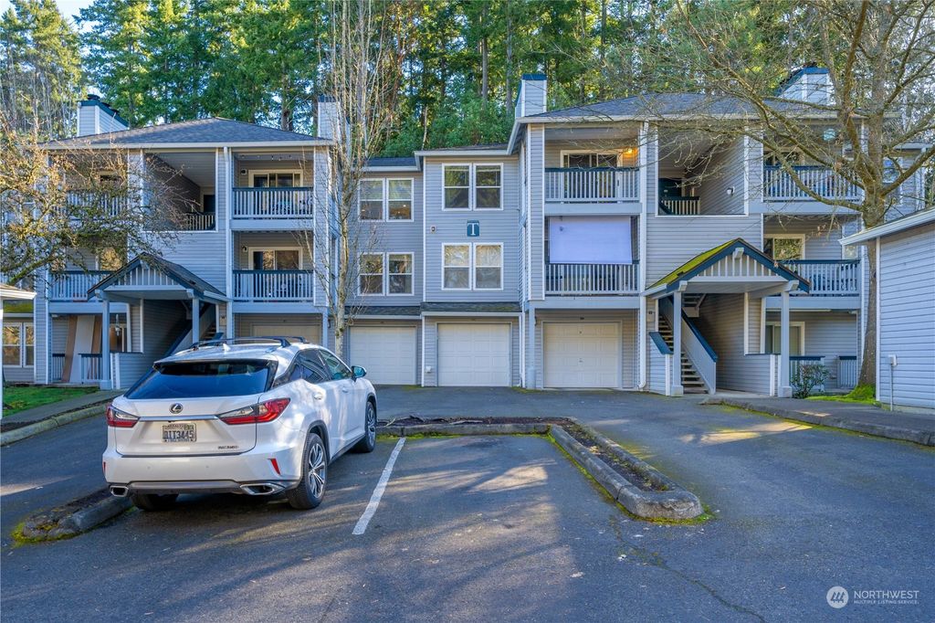 Photo of 33020 10th Avenue SW #T303, Federal Way, WA 98023 (MLS # 2210877)