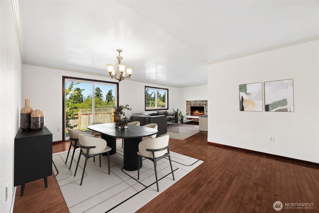 Photo of 1417 S 257th Place, Des Moines, WA 98198 (MLS # 2513971)
