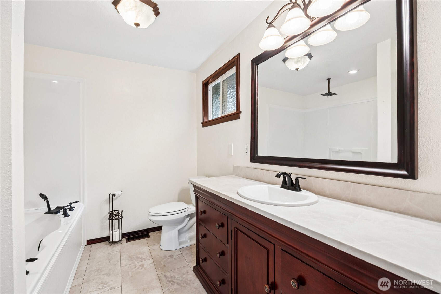 1417 S 257th Place