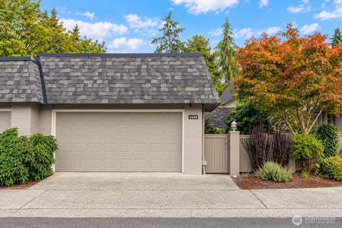 Photo of 2508 175th Avenue NE, Redmond, WA 98052 (MLS # 2587634)
