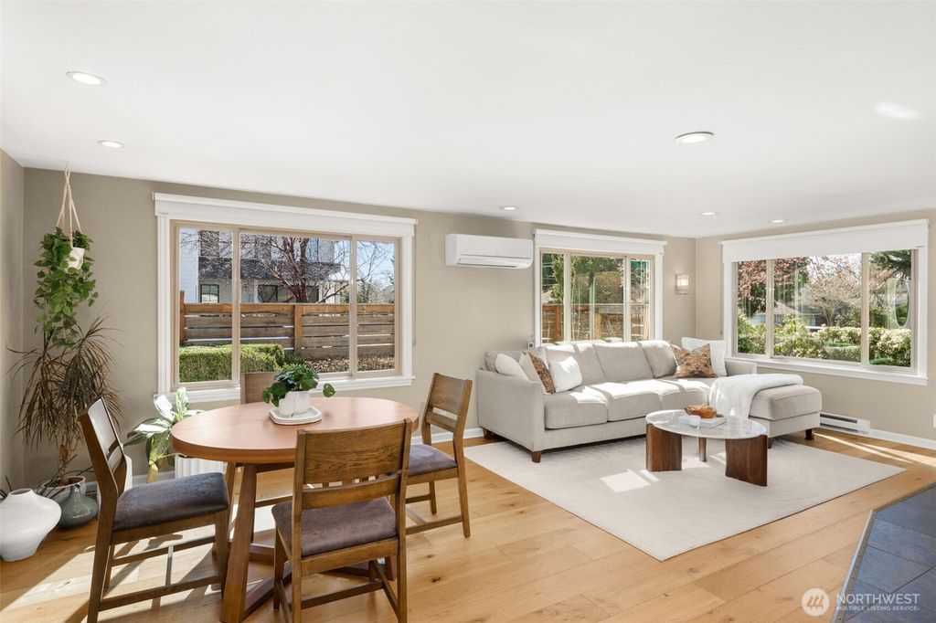 Photo of 9102 12th Avenue NE, Seattle, WA 98115 (MLS # 2496144)