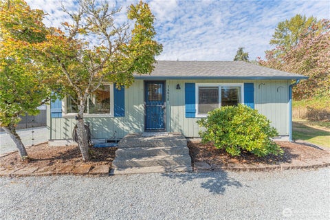 Photo of 14616 66th Avenue E, Puyallup, WA 98375 (MLS # 2590302)