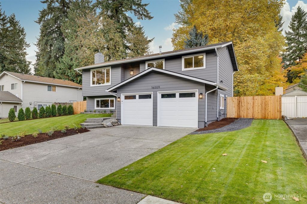 Photo of 16009 NE 106th Street, Redmond, WA 98052 (MLS # 2448268)