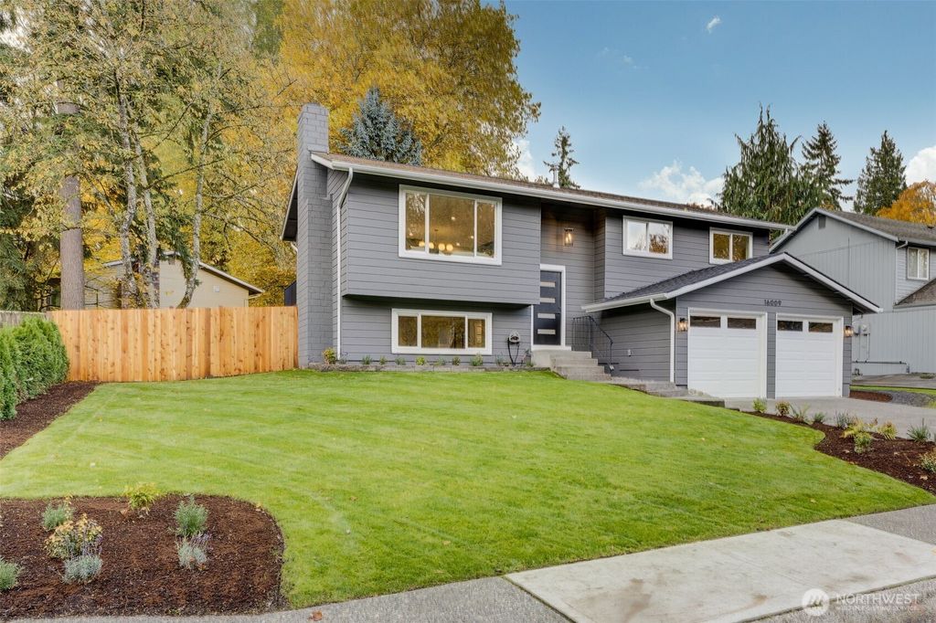 Photo of 16009 NE 106th Street, Redmond, WA 98052 (MLS # 2448268)