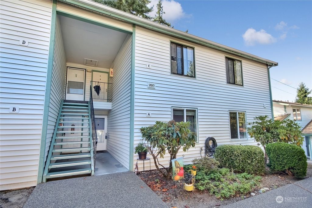 Photo of 2015 SW 318th Place #A, Federal Way, WA 98023 (MLS # 2151956)