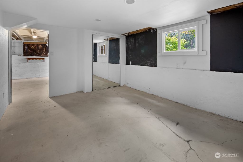 listing image 9361850530034140365