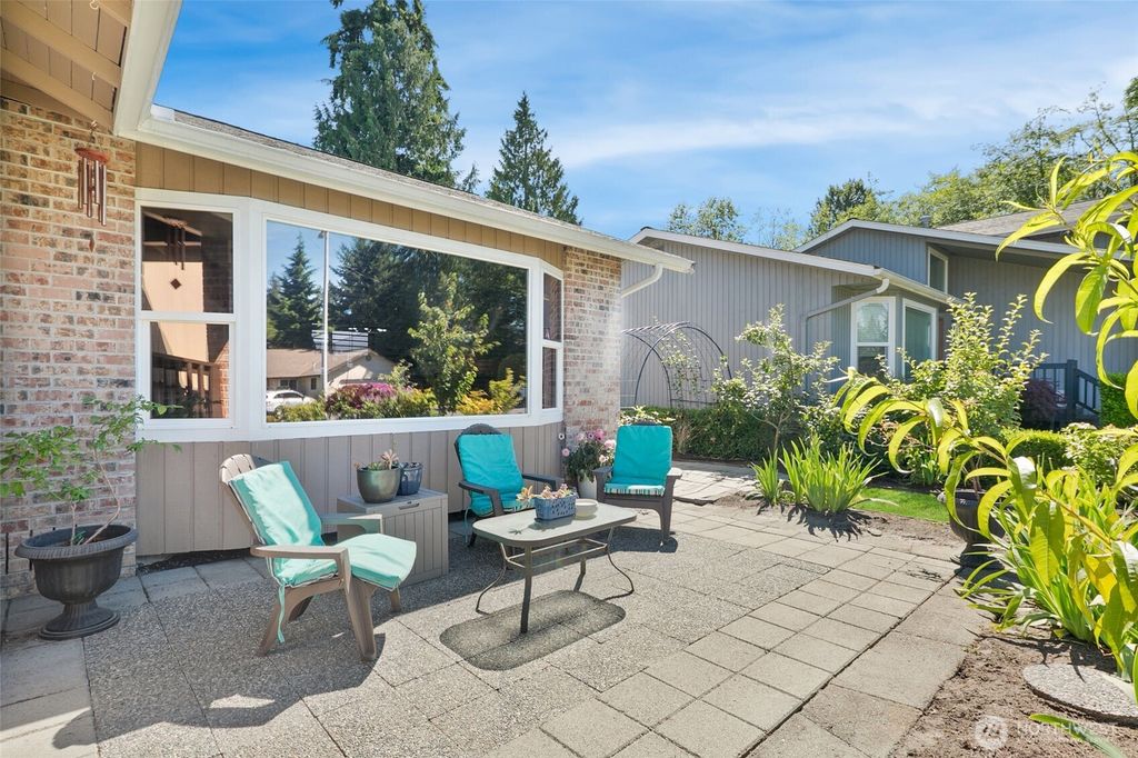Photo of 3310 96th Place SE, Everett, WA 98208 (MLS # 2552768)