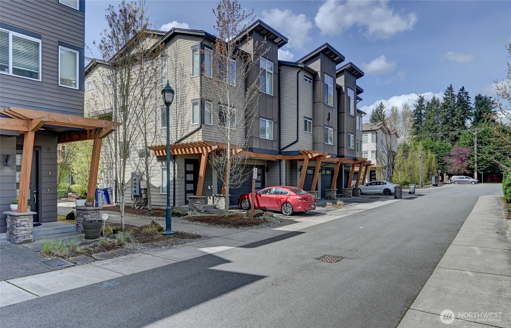 Photo of 19225 Damson Road #J2, Lynnwood, WA 98036 (MLS # 2356606)