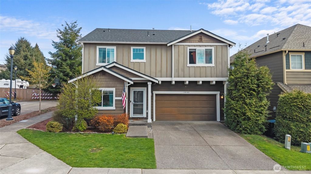 Photo of 3005 Eagle Loop NE, Lacey, WA 98516 (MLS # 2505091)