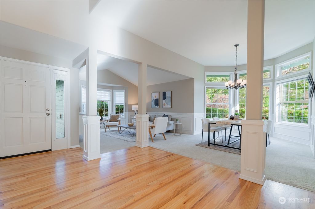 Photo of 15569 SE 67th Place, Bellevue, WA 98006 (MLS # 2298298)
