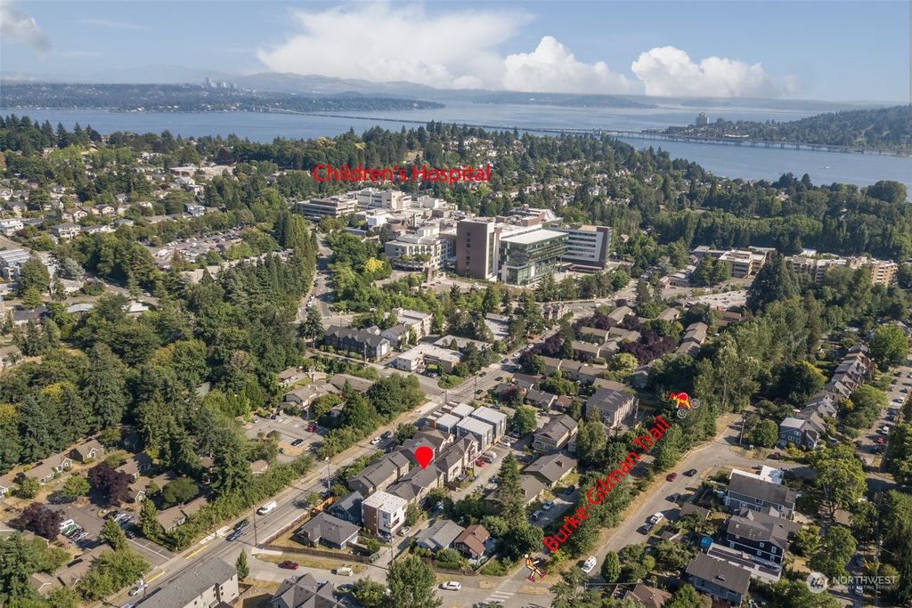 Photo of 5021 40th Avenue NE #B, Seattle, WA 98105 (MLS # 2135733)