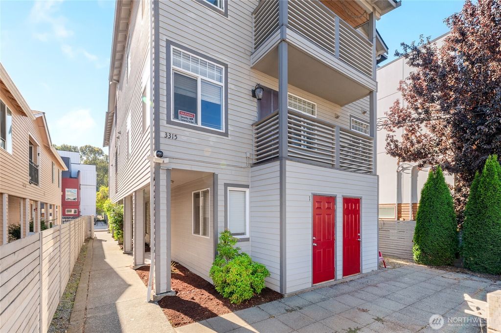 Photo of 3315 Claremont Avenue S, Seattle, WA 98144 (MLS # 2440129)