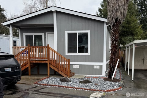 Photo of 7301 NE 175th Street #115, Kenmore, WA 98028 (MLS # 2501026)