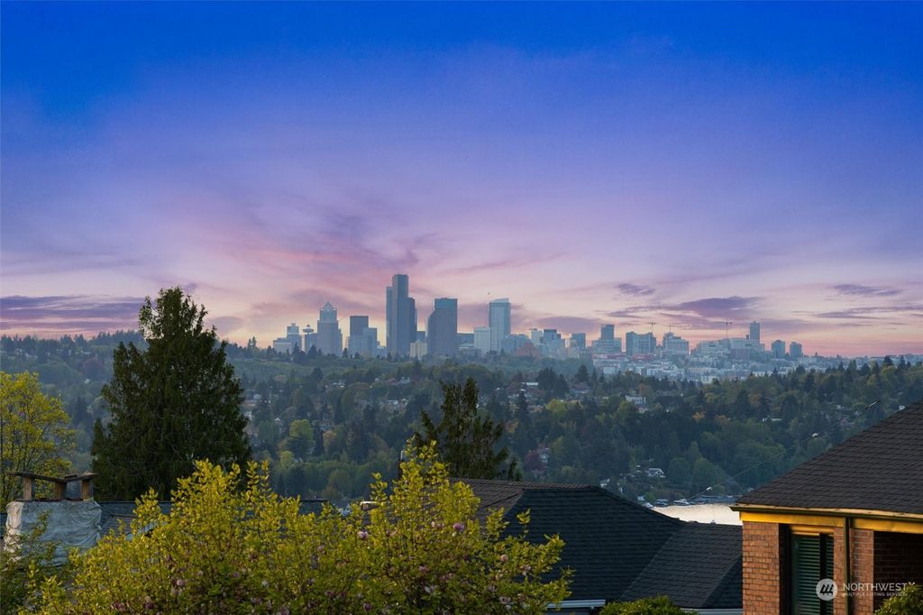 Photo of 10886 Cornell Avenue S, Seattle, WA 98178 (MLS # 2229712)