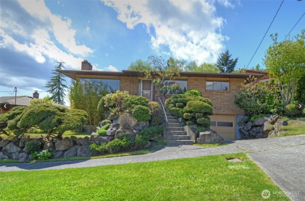 Photo of 8725 41st Avenue SW, Seattle, WA 98136 (MLS # 2416395)