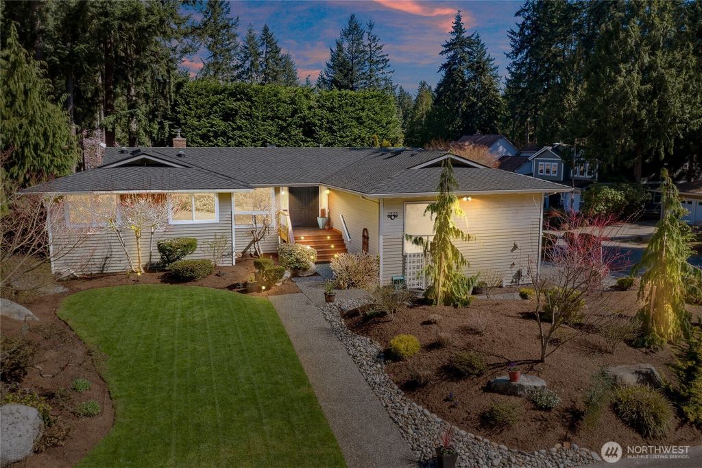 Photo of 2525 149th Court SE, Mill Creek, WA 98012 (MLS # 2529750)