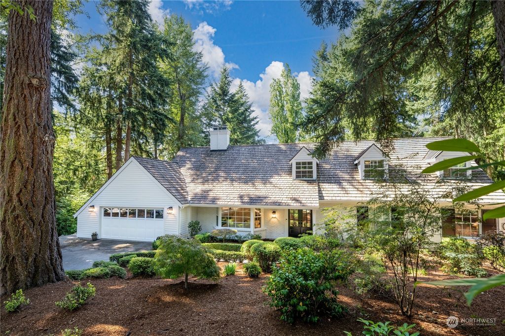 Photo of 12155 NE 26th Place, Bellevue, WA 98005 (MLS # 2141985)