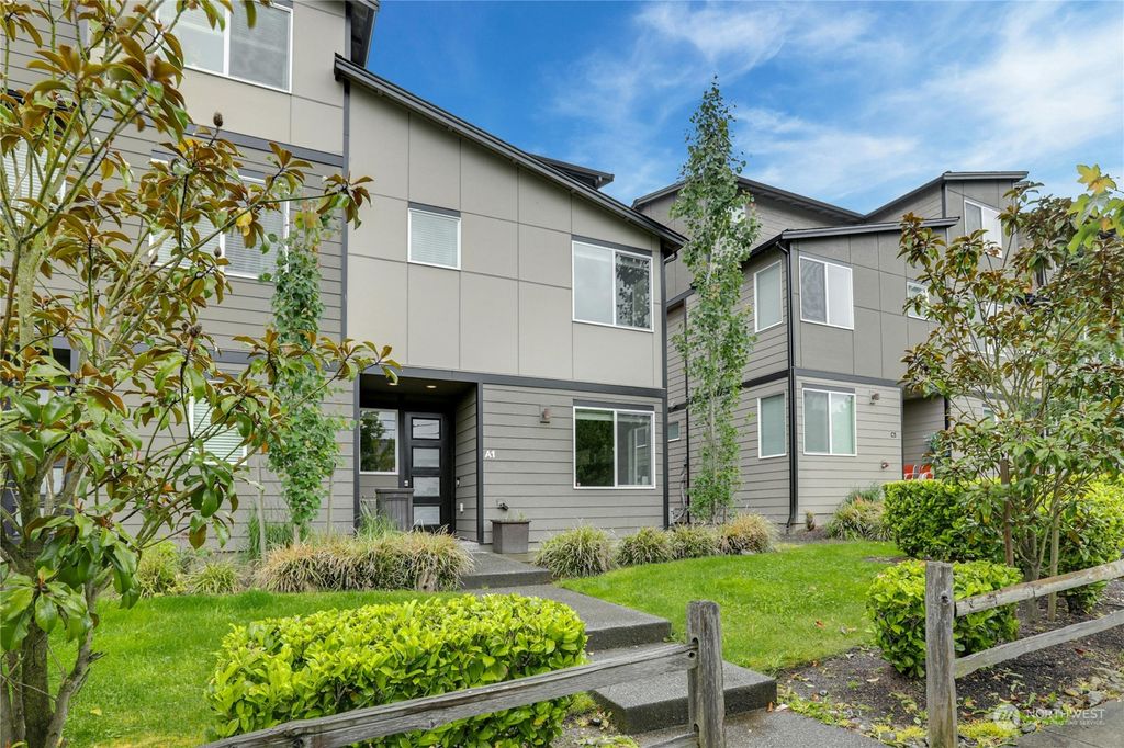 Photo of 3230 148th Street SW #A1, Lynnwood, WA 98087 (MLS # 2241641)