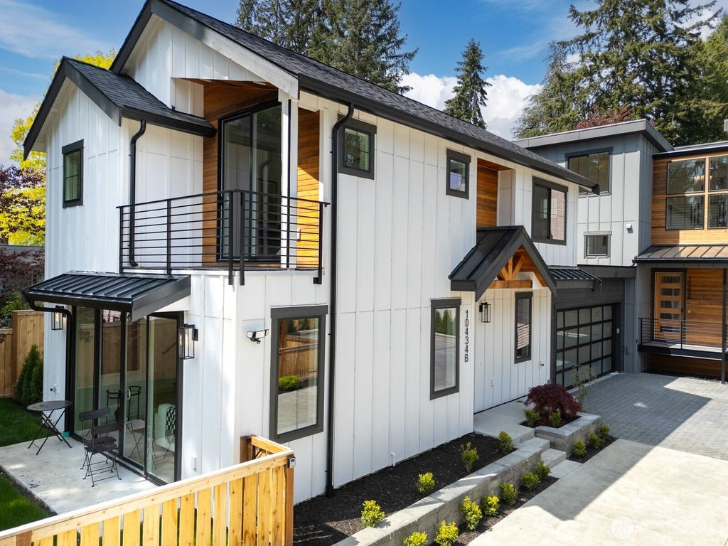 Photo of 10434 NE 110th Street #B, Kirkland, WA 98033 (MLS # 2368881)