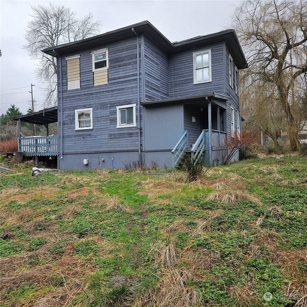 Photo of 19221 Talbot Road S, Renton, WA 98055 (MLS # 2198504)