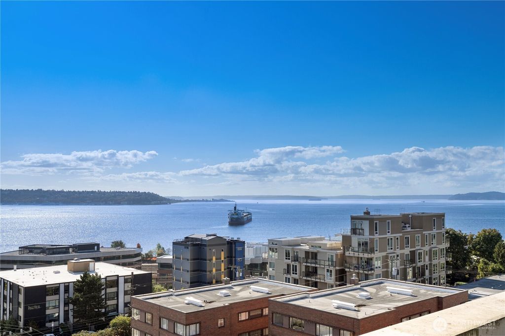 Photo of 530 4th Avenue W #108, Seattle, WA 98119 (MLS # 2506189)