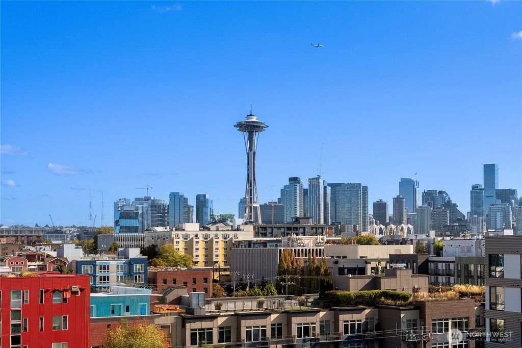 Photo of 530 4th Avenue W #108, Seattle, WA 98119 (MLS # 2506189)