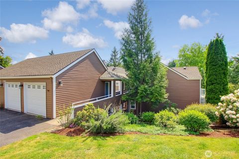 Photo of 22521 SE 42nd Terrace #2207, Issaquah, WA 98029 (MLS # 2522937)