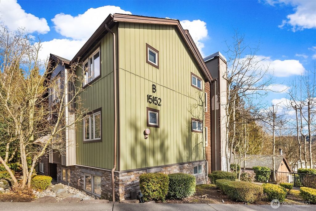 Photo of 15152 NE 82nd Street #101, Redmond, WA 98052 (MLS # 2337908)