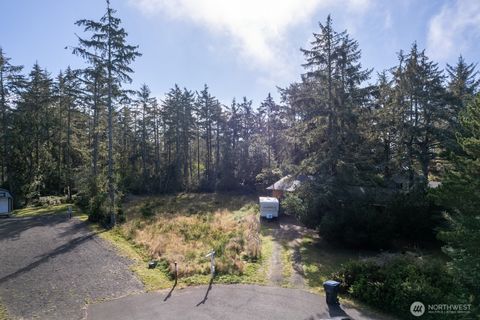 Photo of 958 Gemini Court SE, Ocean Shores, WA 98569 (MLS # 2500755)