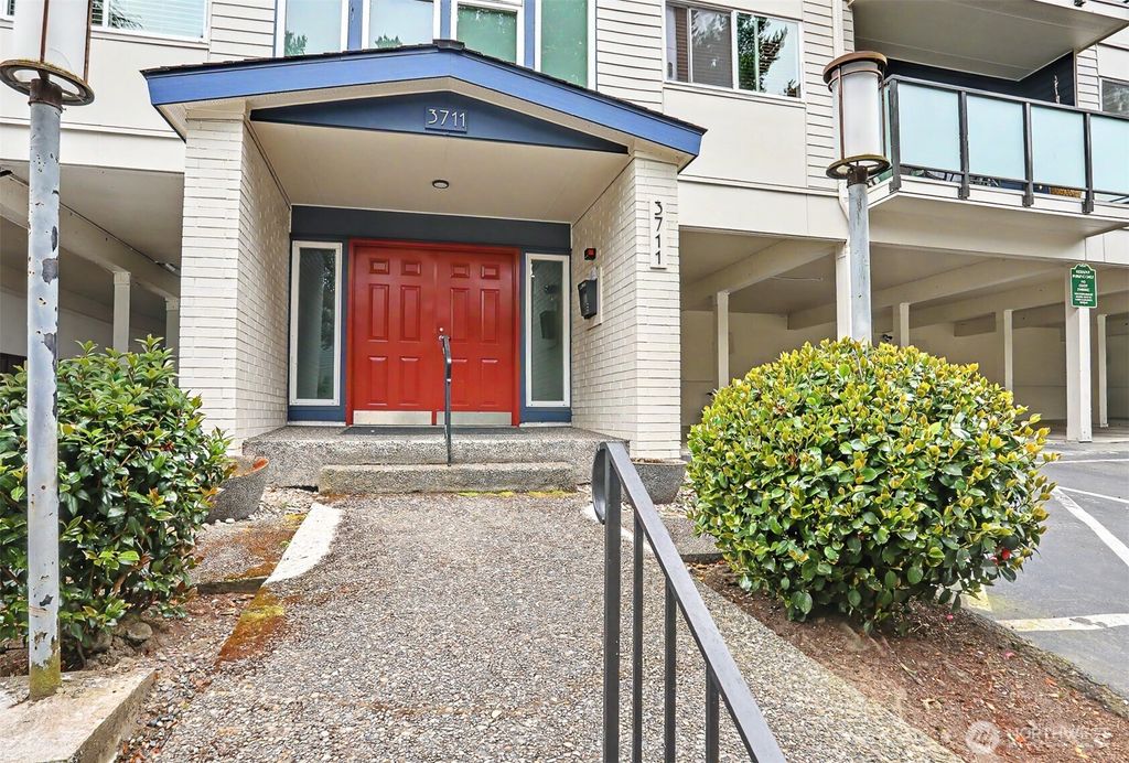 Photo of 3711 26th Place W #306, Seattle, WA 98199 (MLS # 2527481)