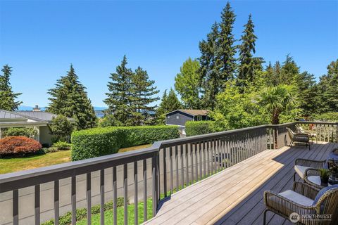 Photo of 6206 114th Avenue NE, Kirkland, WA 98033 (MLS # 2539434)