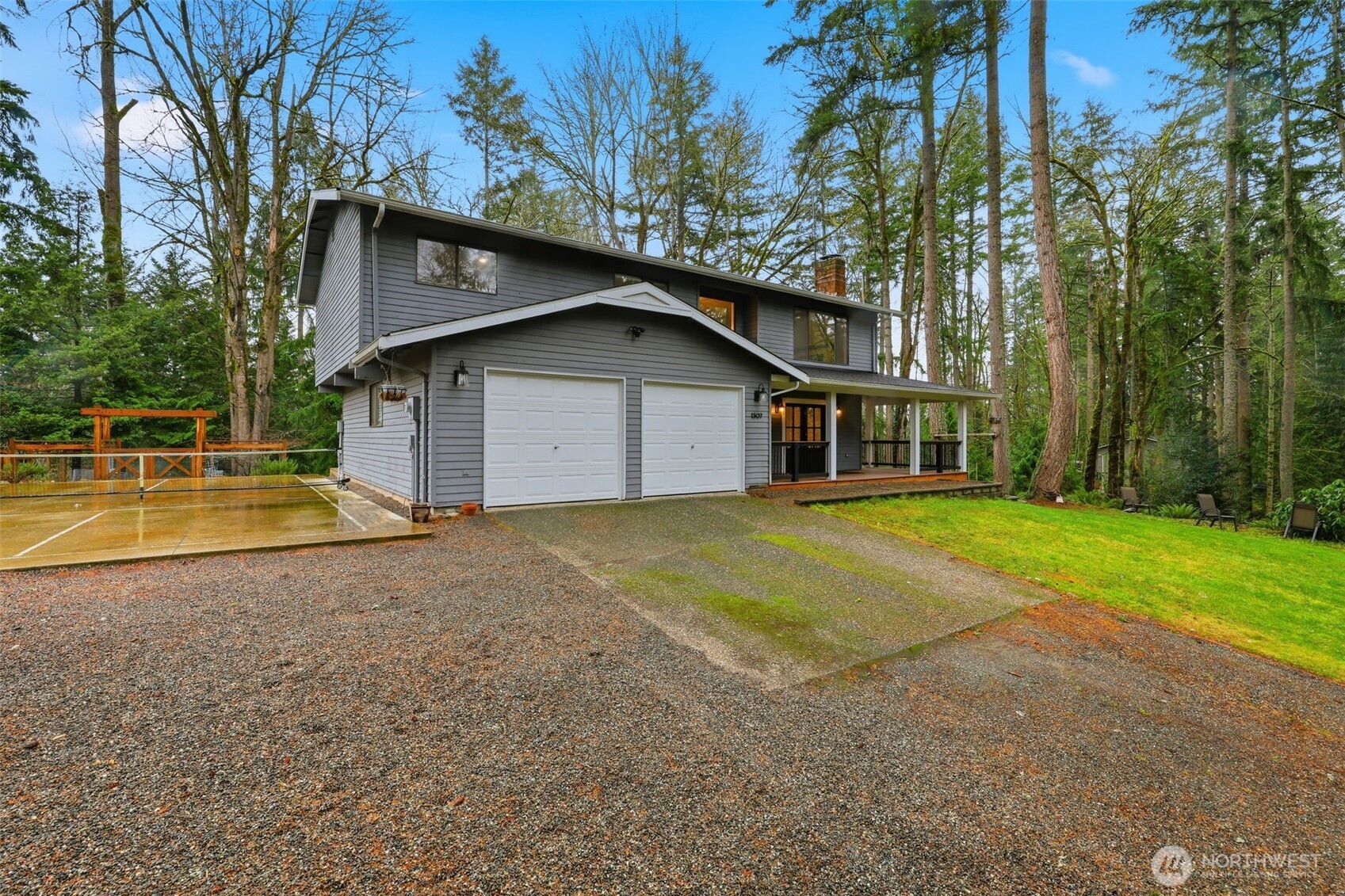 1307 251st Avenue SE