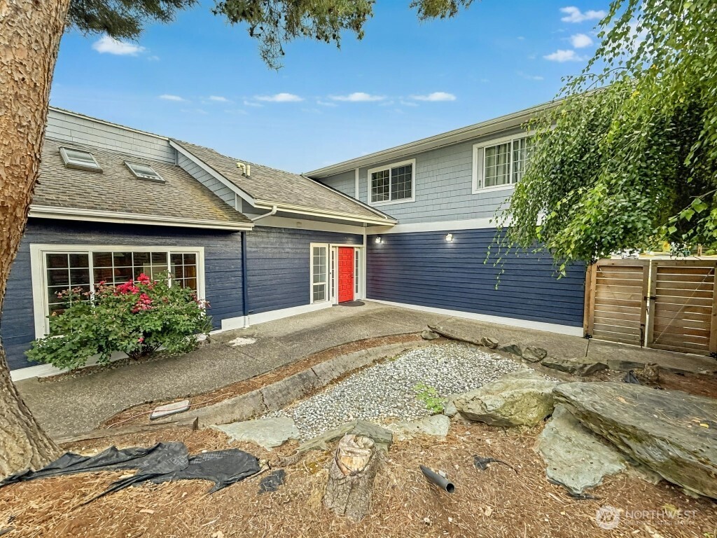 5858 156th Avenue NE
