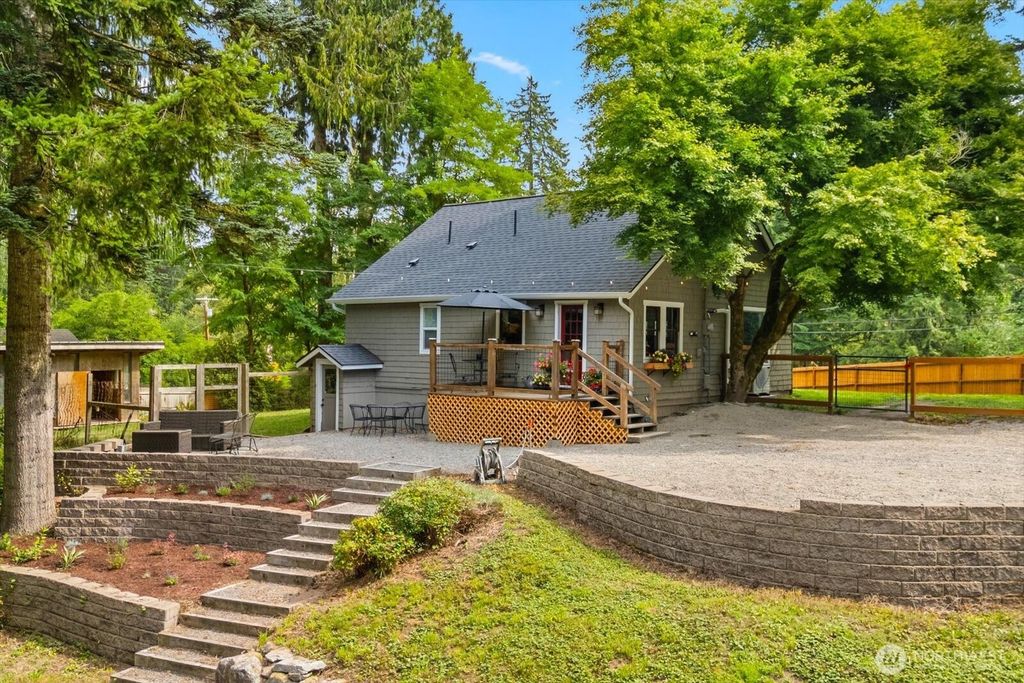 Photo of 16105 Cedar Falls Road SE, North Bend, WA 98045 (MLS # 2428436)