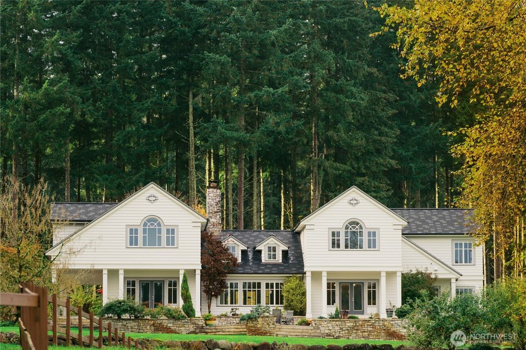 Photo of 12907 Moss Creek Lane NE, Carnation, WA 98014 (MLS # 2381419)