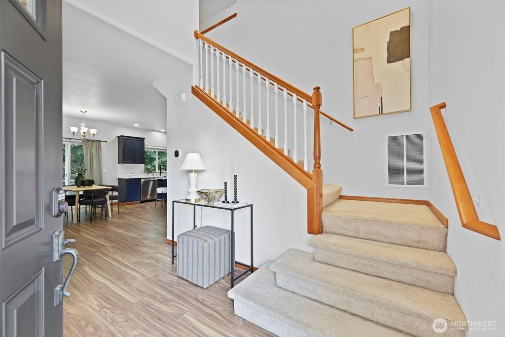 Photo of 1811 97th Place SW, Everett, WA 98204 (MLS # 2387174)