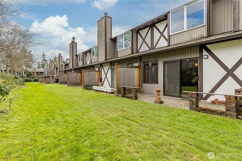 317 SW 112th Street 302 Seattle WA 98146