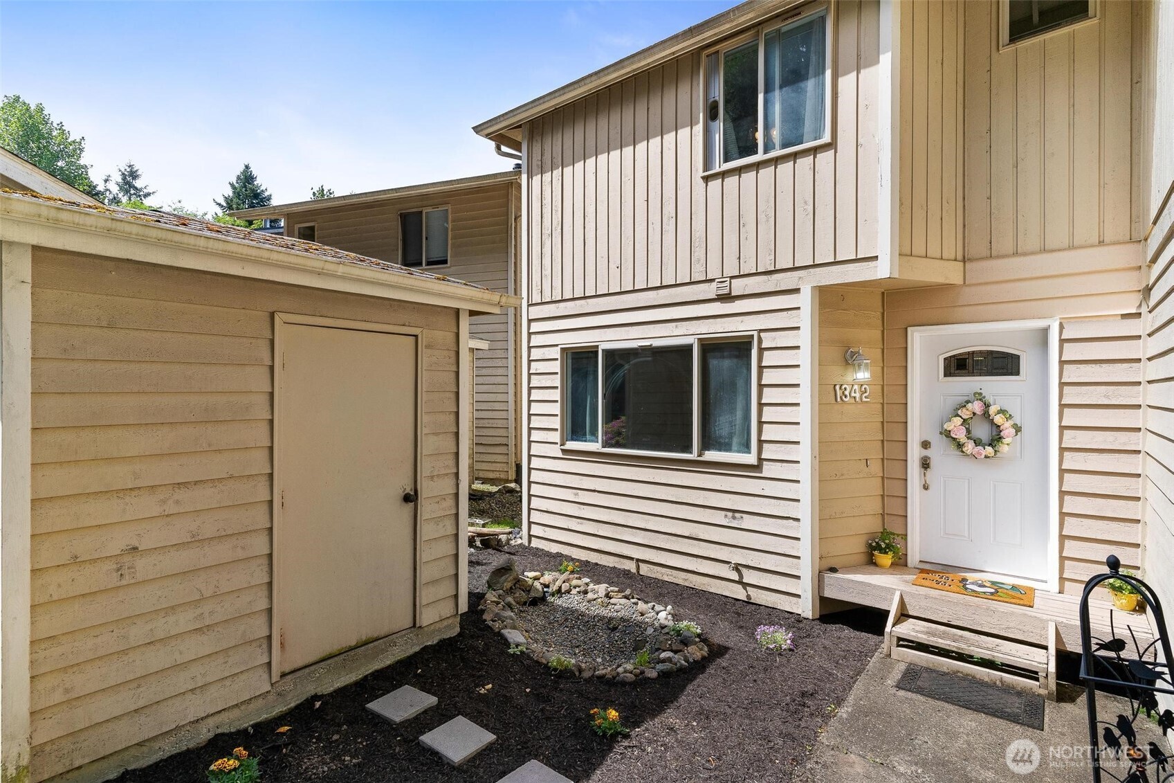 1342 NE Jasmine Lane