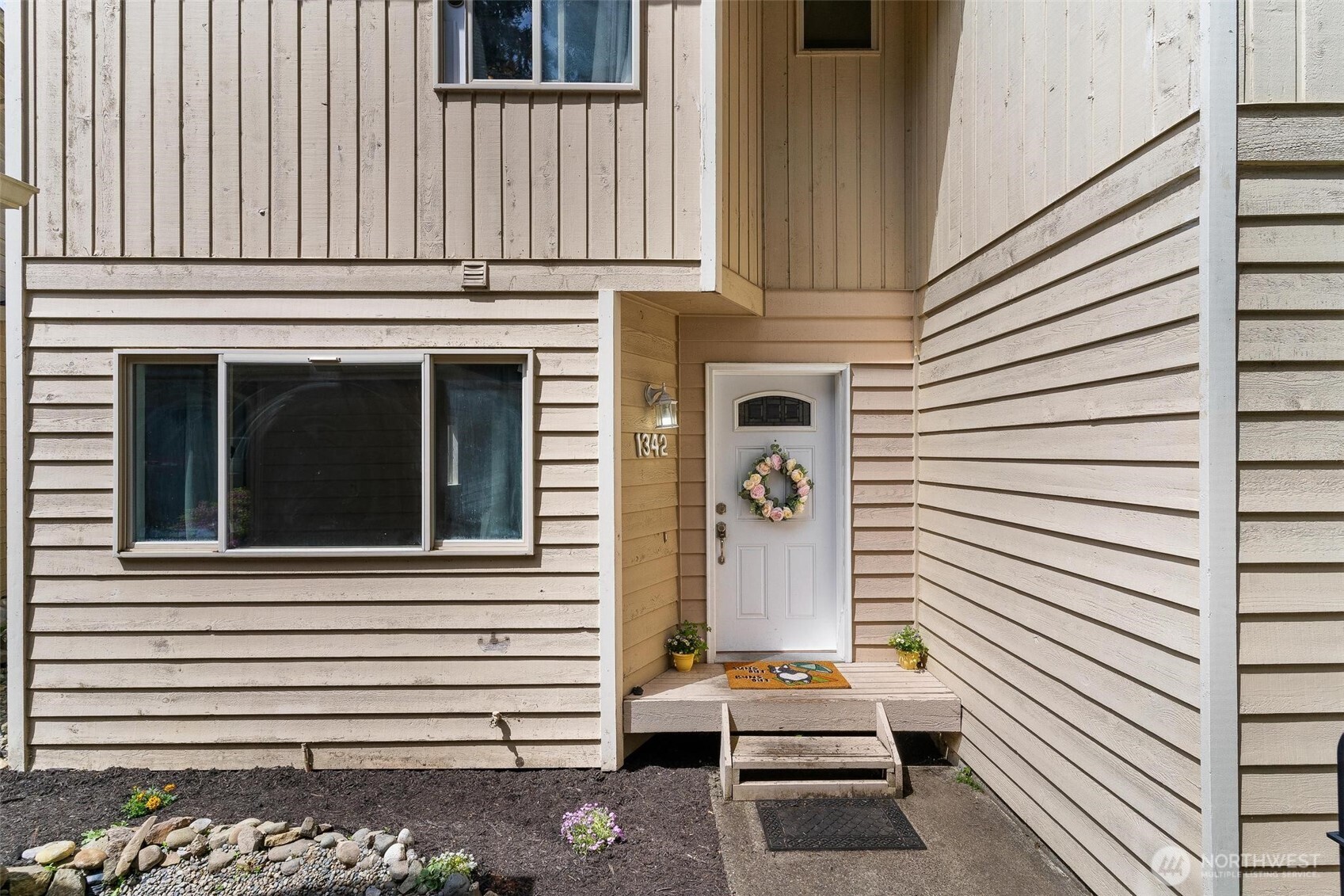 1342 NE Jasmine Lane