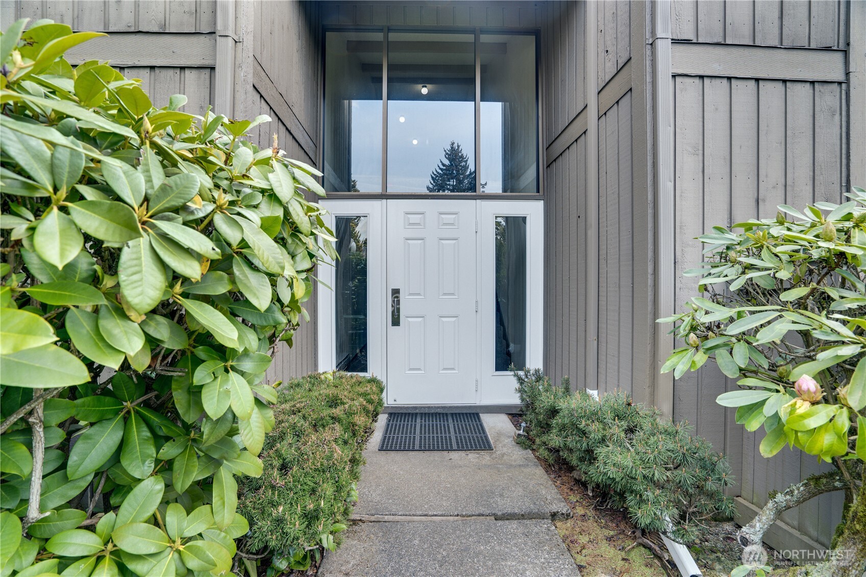 1505 N Defiance Street Q106