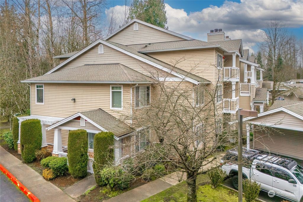 Photo of 15300 112th Ave Ave NE #A301, Bothell, WA 98011 (MLS # 2321332)